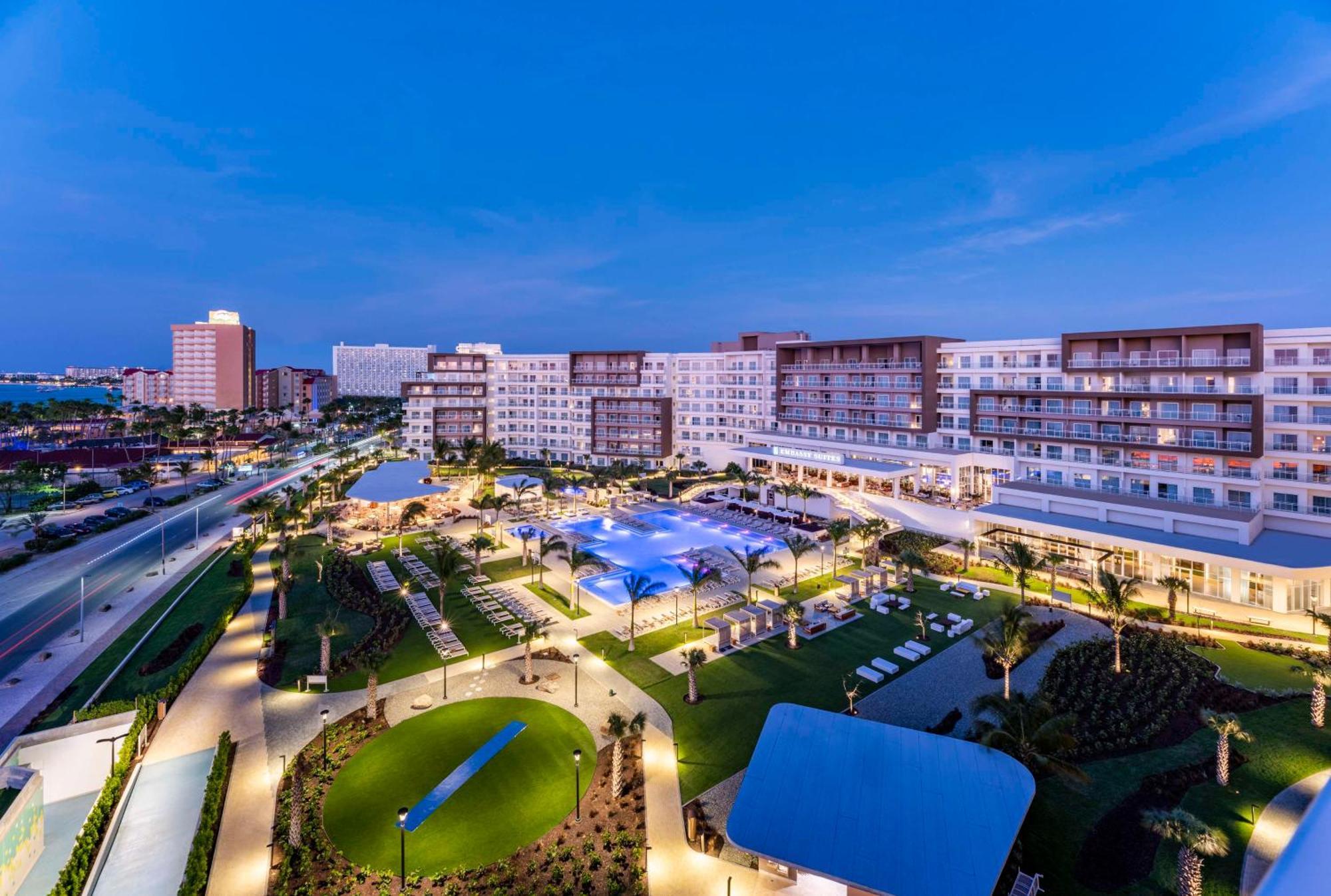 Embassy Suites By Hilton Aruba Beach Resort Palm Beach Exteriér fotografie